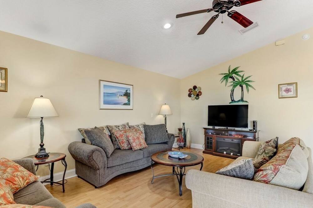 Photo of Livingroom in Fernandina Beach