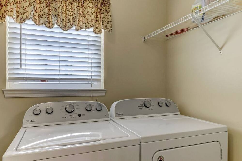 Photo of Bathroom in Fernandina Beach