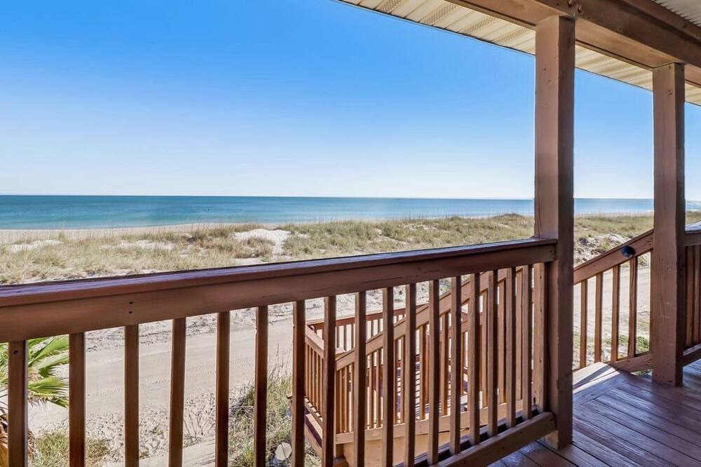 Photo of Patio Balcony in Fernandina Beach