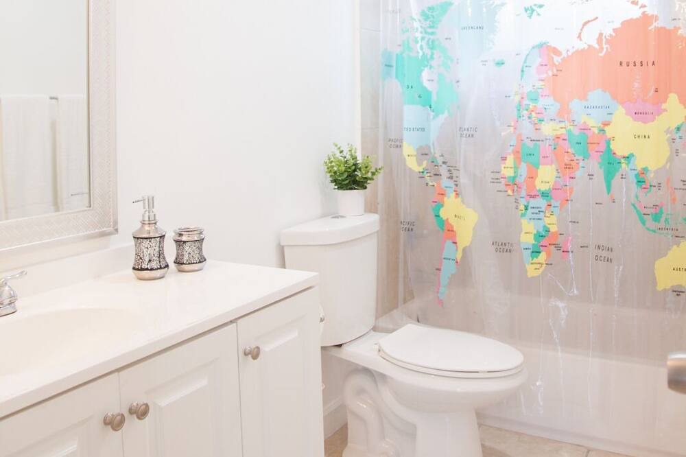 Photo of Bathroom in Buena Vista