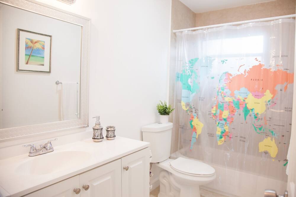 Photo of Bathroom in Buena Vista