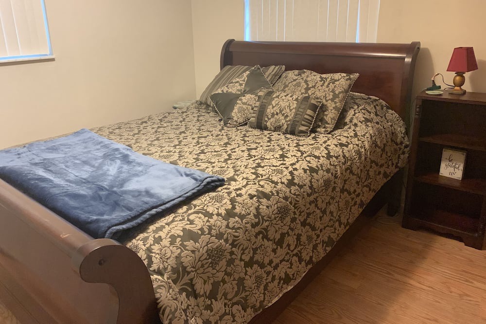Photo of Bedroom in McIntosh