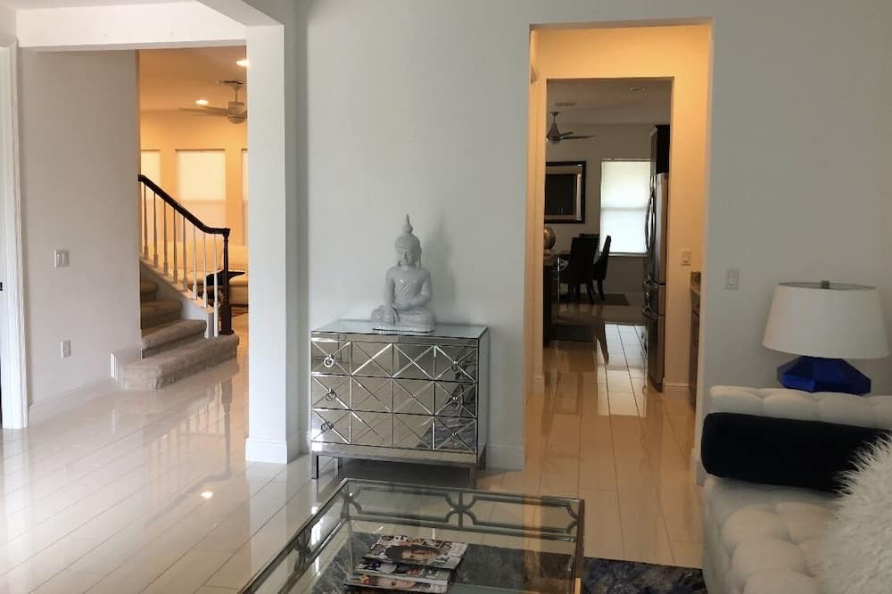 Photo of Livingroom in Florida Central Atlantic Coast