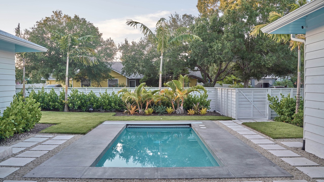 Photo of Outdoor in Avondale