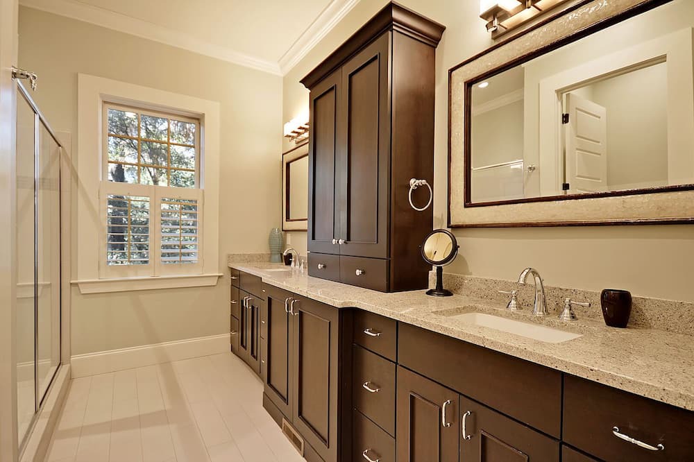 Photo of Bathroom in Vanderhorst Plantation