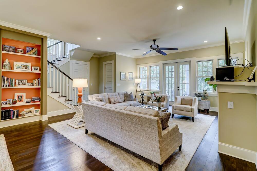 Photo of Livingroom in Vanderhorst Plantation