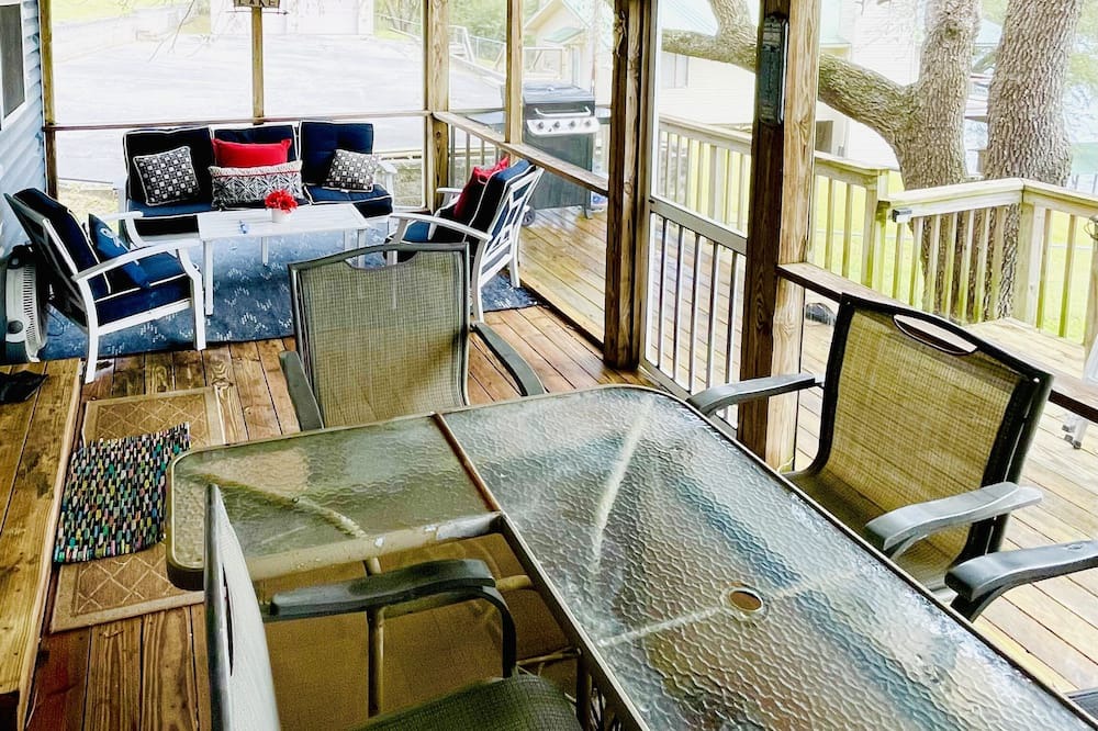 Photo of Livingroom in Chipley