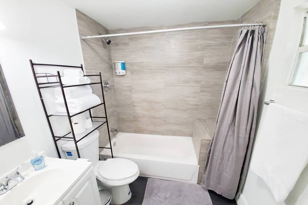 Photo of Bathroom in Buena Vista