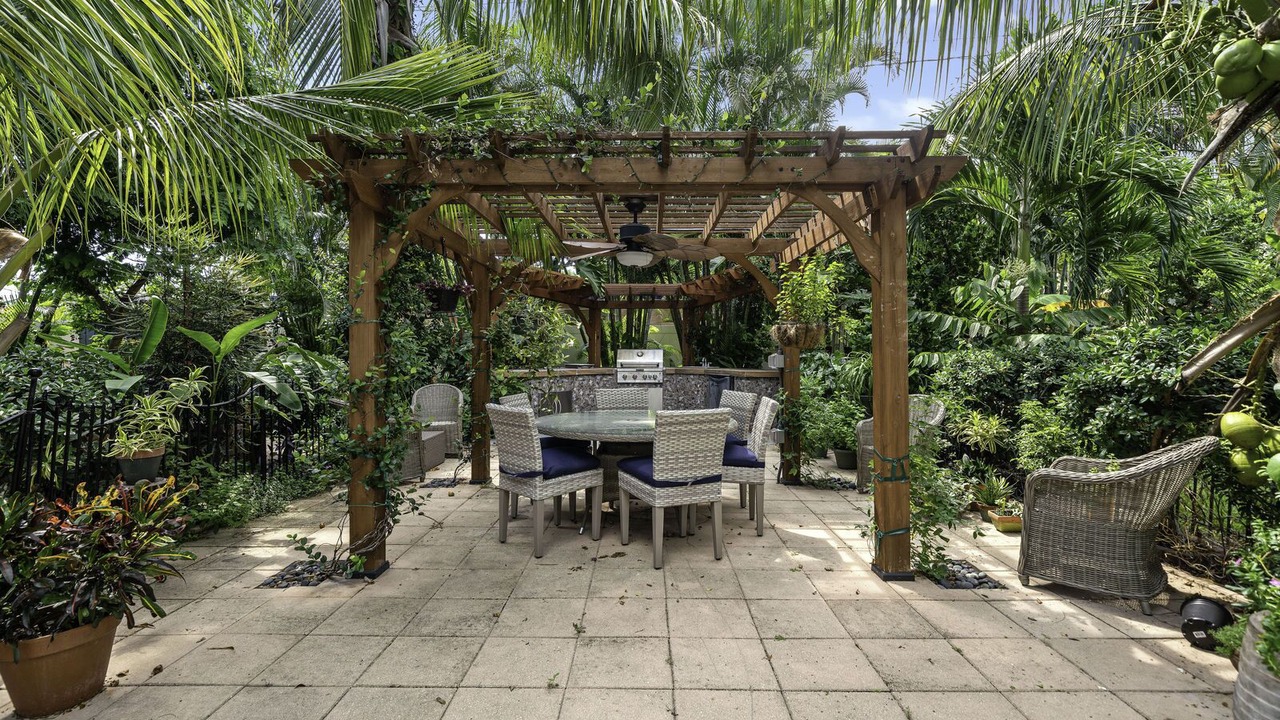 Photo of Outdoor in Poiciana Park II