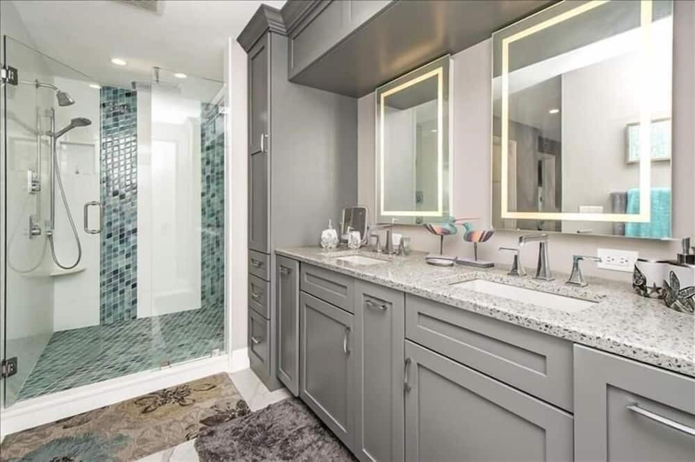 Photo of Bathroom in Marco Island