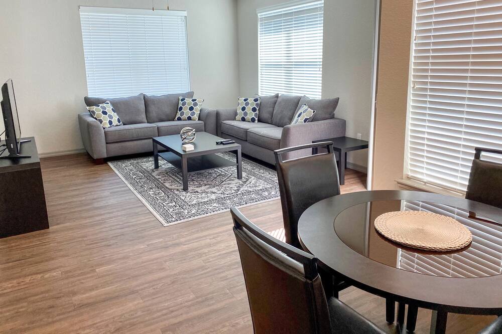 Photo of Livingroom in St. Petersburg - Clearwater