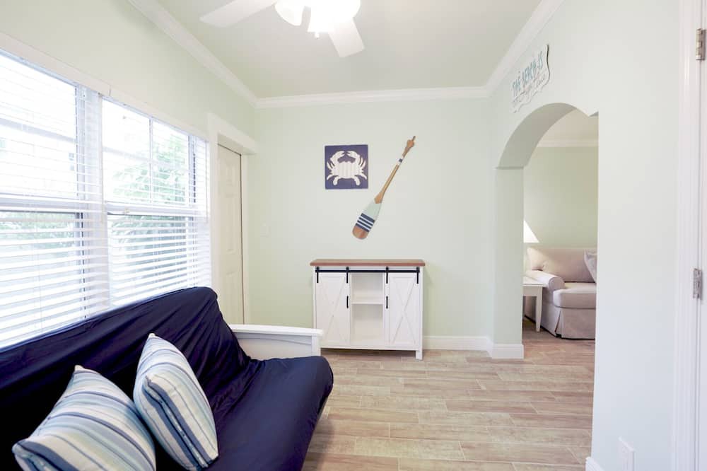 Photo of Livingroom in St. Petersburg - Clearwater