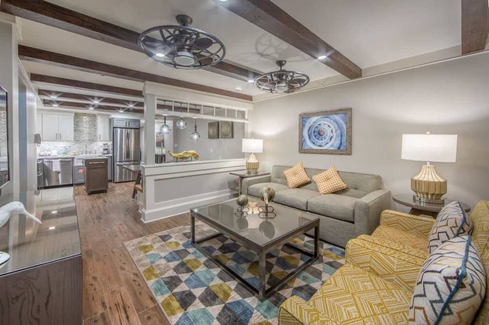Photo of Livingroom in Port Canaveral