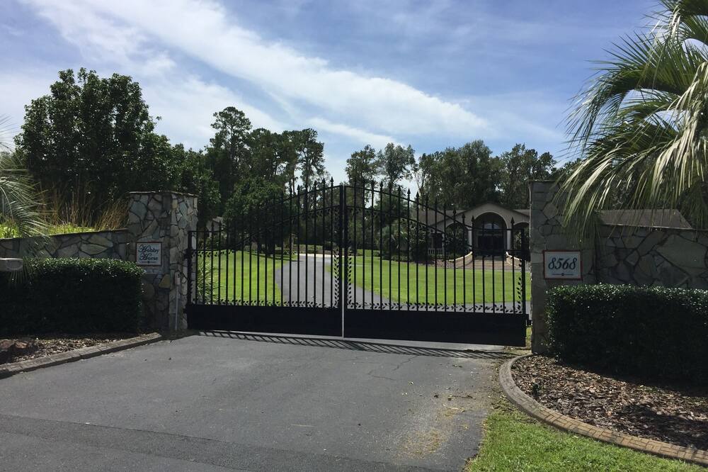 Photo of Outdoor in Reddick