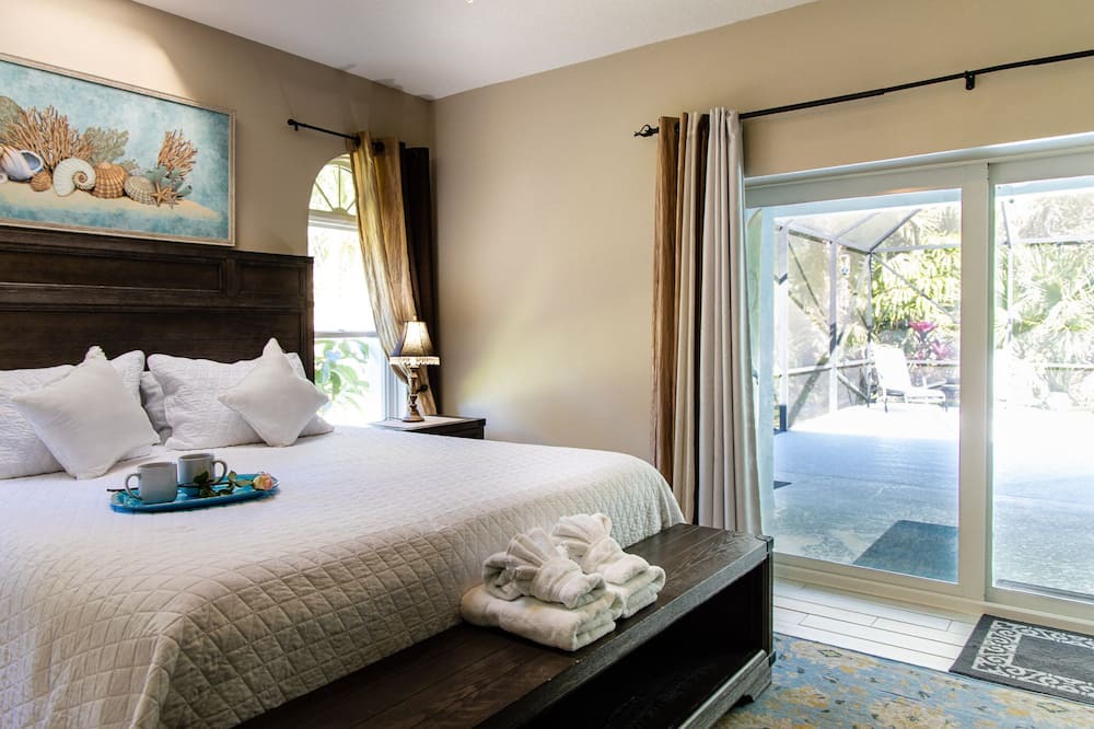 Photo of Bedroom in Jupiter Farms