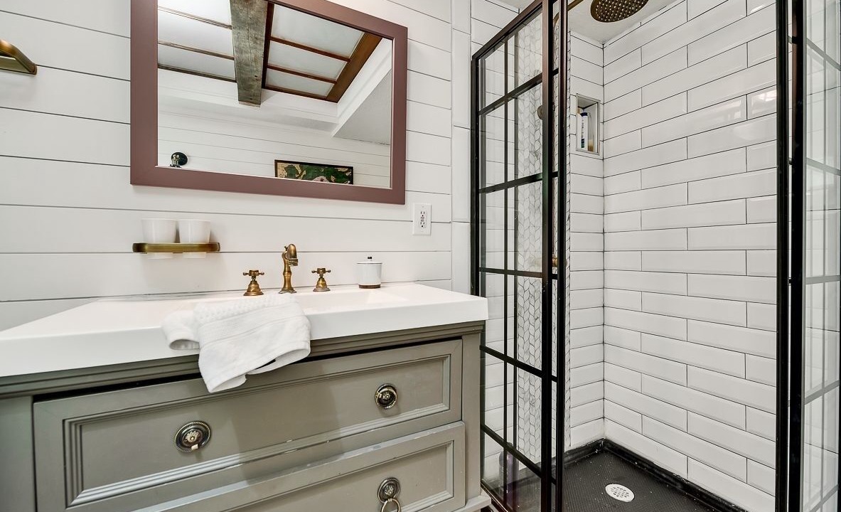 Photo of Bathroom in Old Seminole Heights