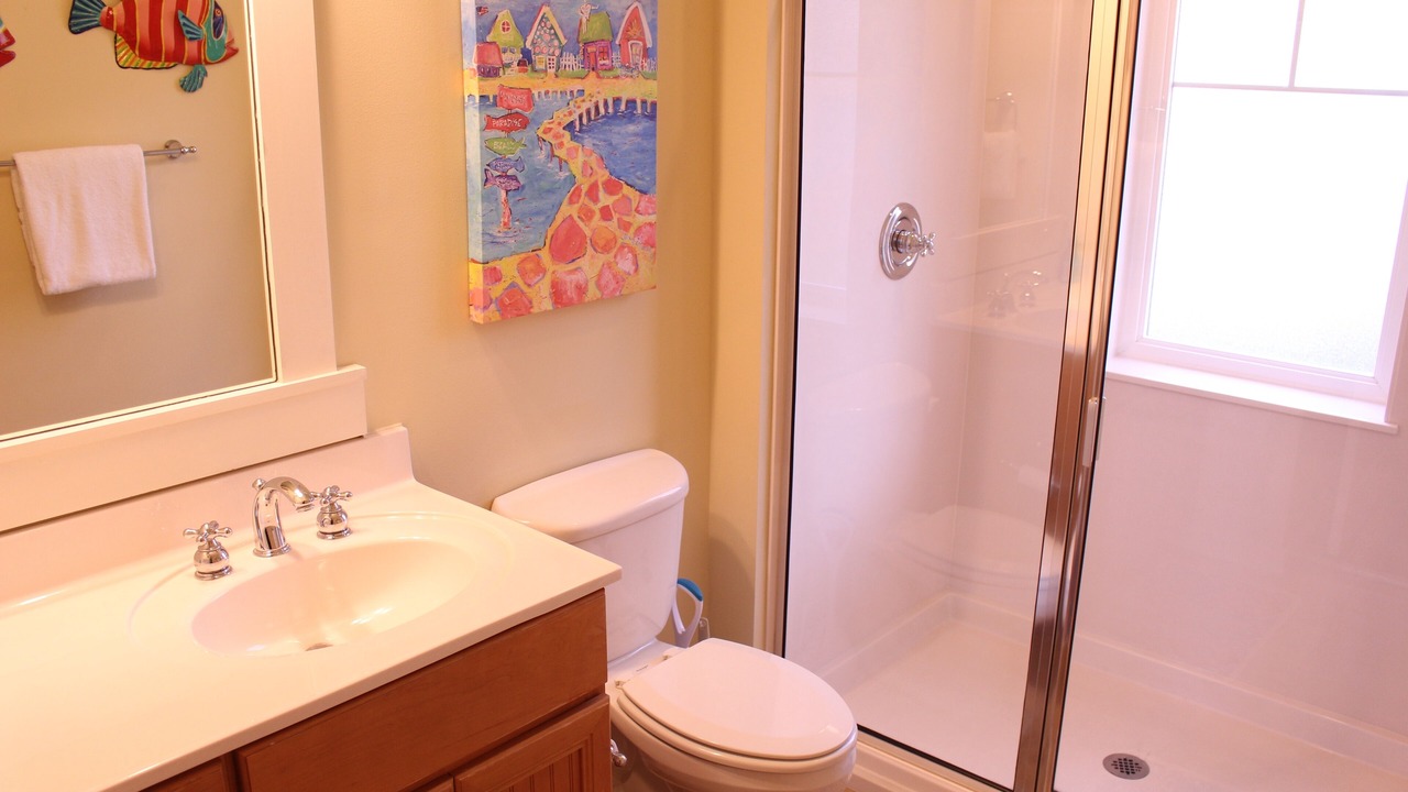 Photo of Bathroom in Laurel Grove