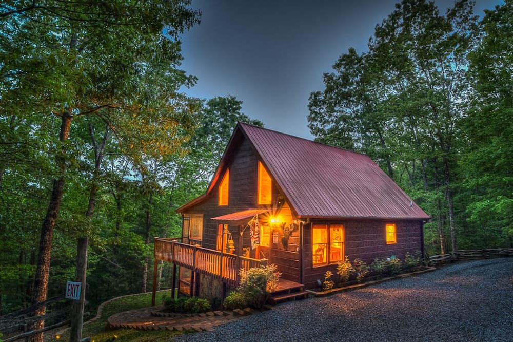 Photo of Outdoor in Cherry Log