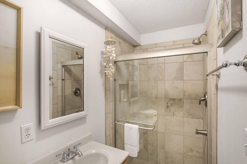 Photo of Bathroom in Santa Rosa Beach