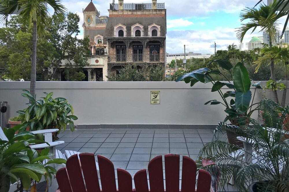 Photo of Outdoor in Coconut Grove