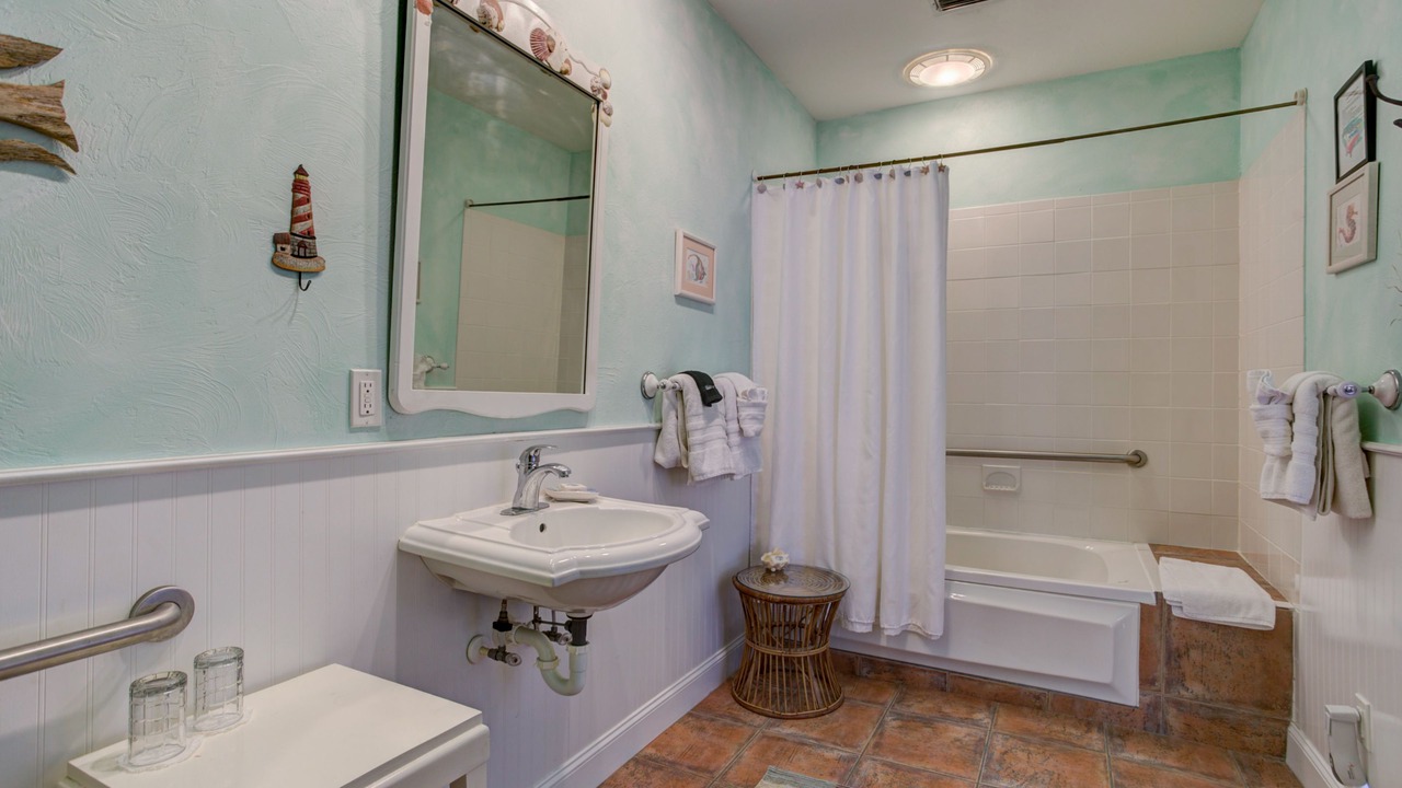 Photo of Bathroom in Wallaces New Smyrna