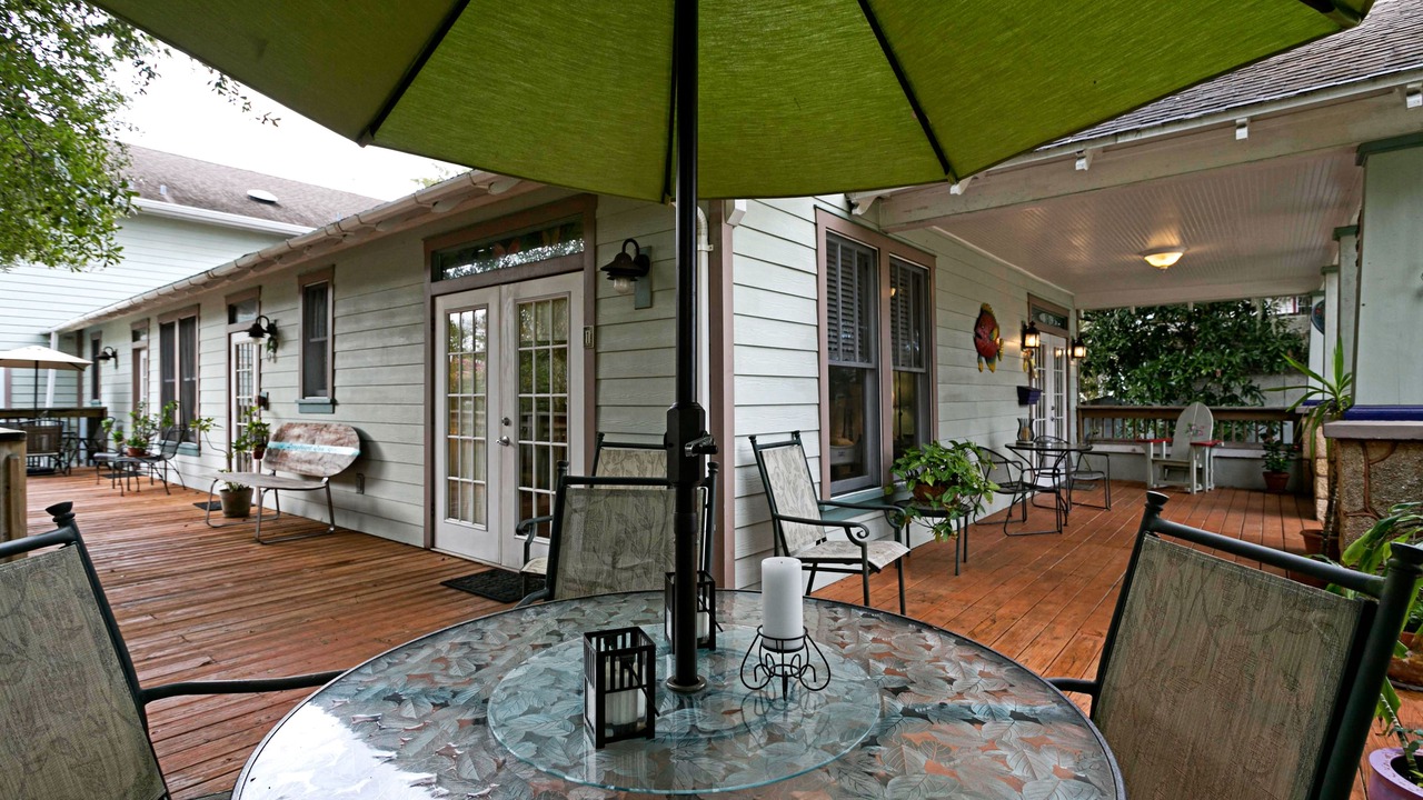 Photo of Outdoor in Wallaces New Smyrna