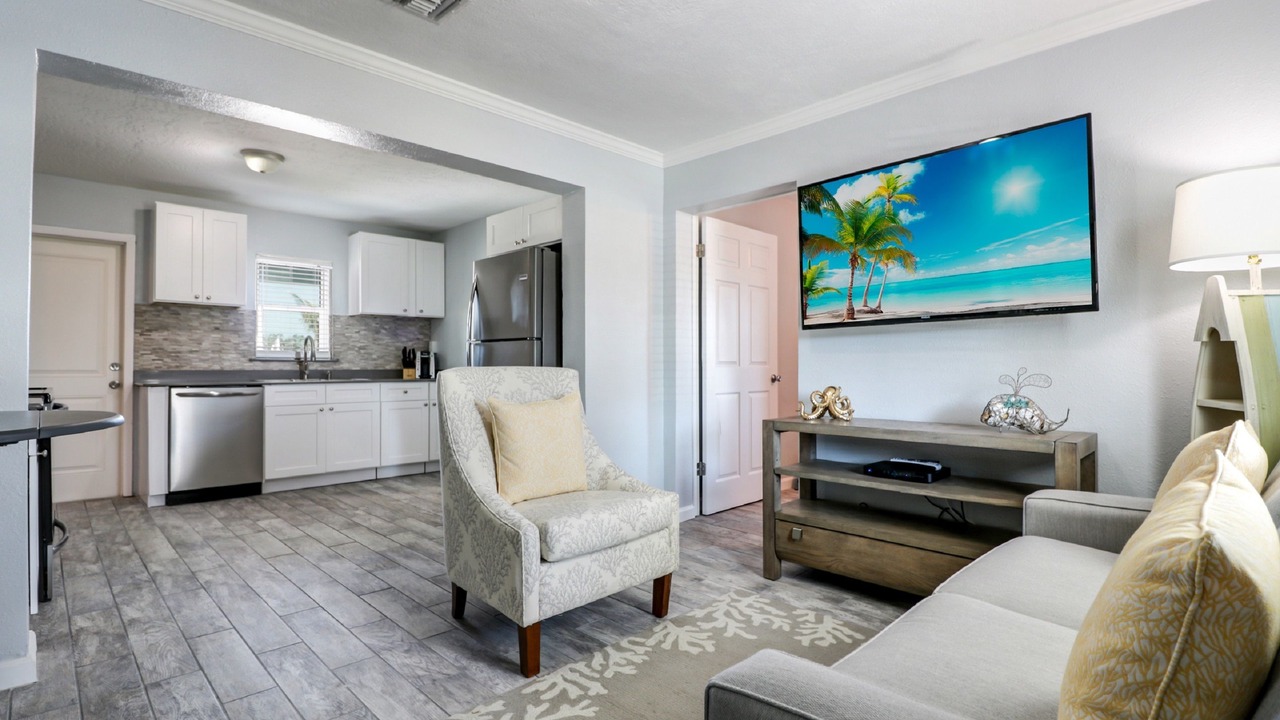 Photo of Bedroom in Long Key