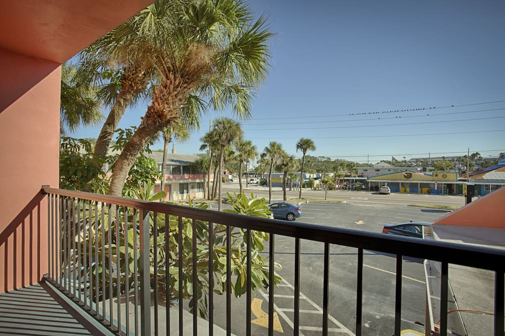 Photo of Patio Balcony in Independence Square