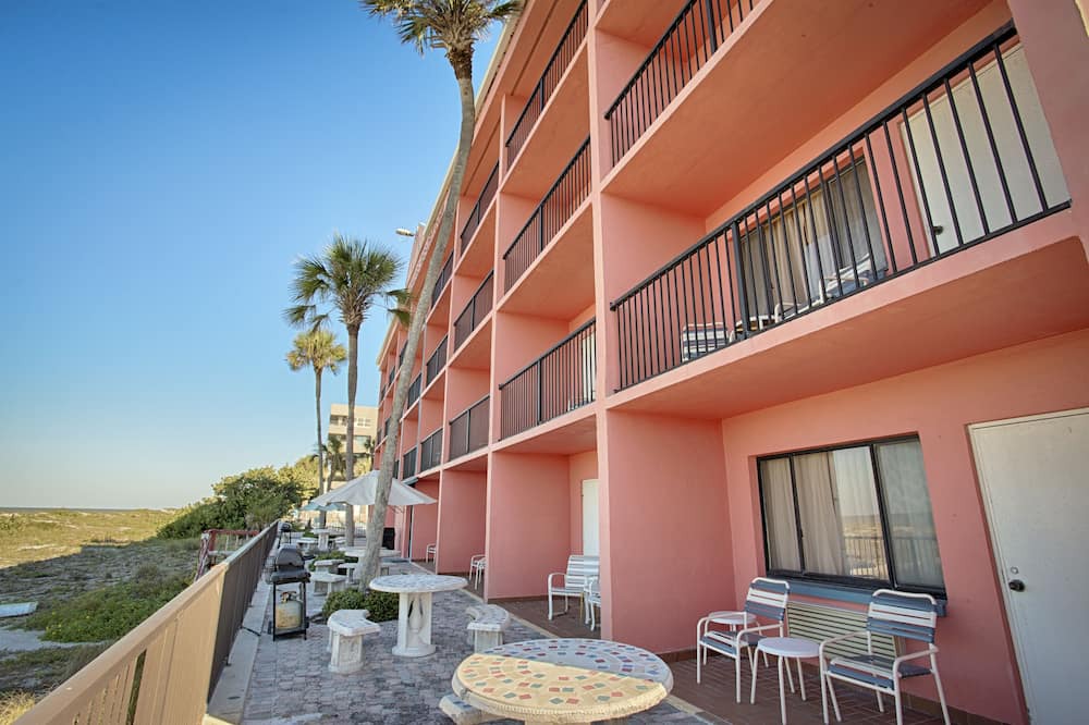 Photo of Patio Balcony in Independence Square