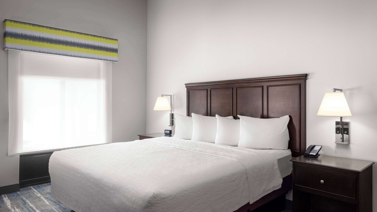 Photo of Bedroom in Crestline Heights