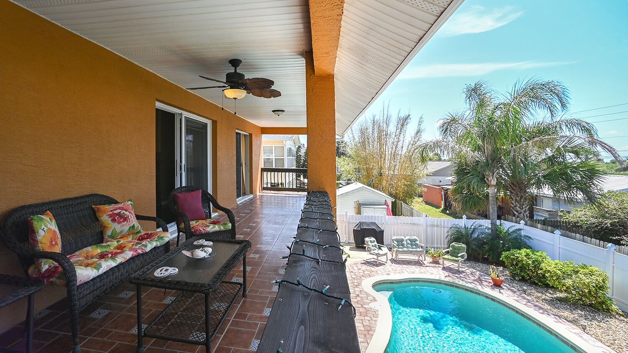 Photo of Patio Balcony in Wilbur-By-The-Sea