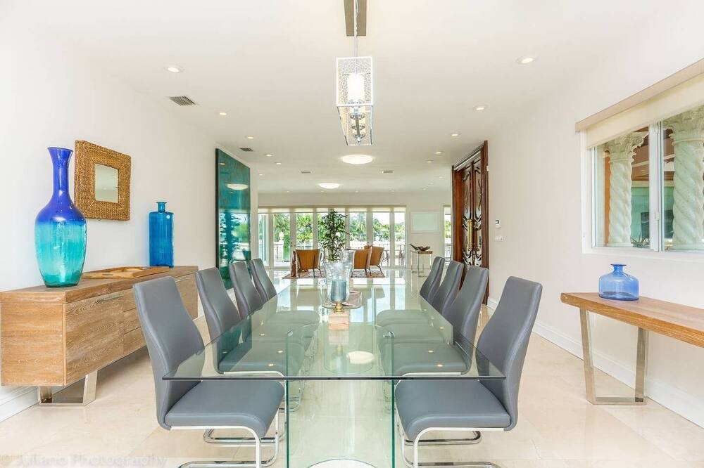Photo of Kitchen in Surfside