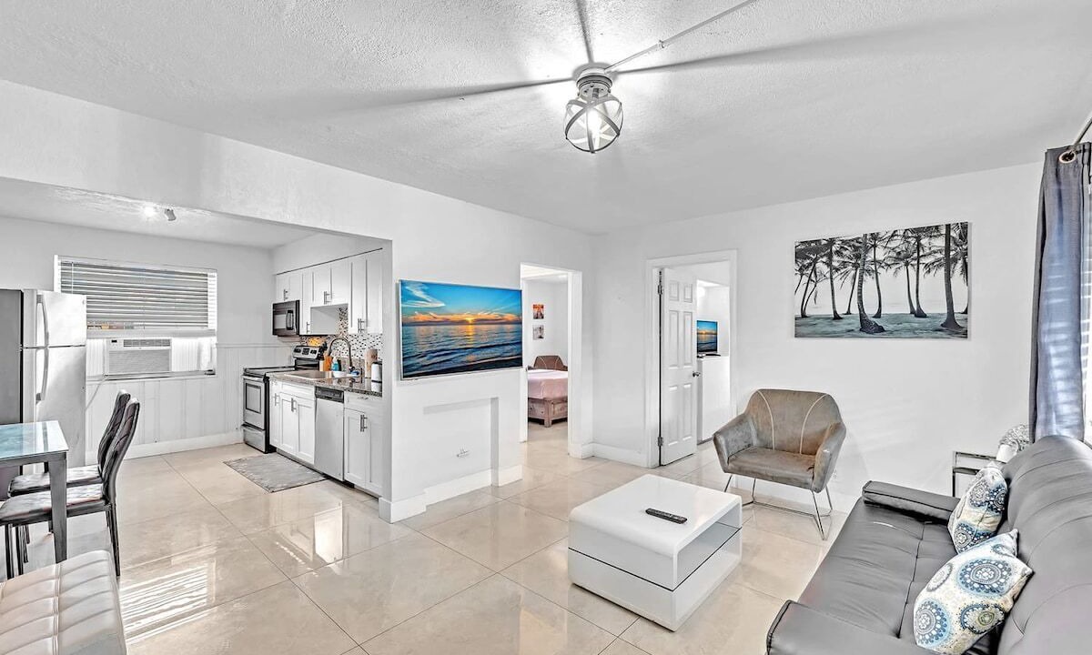 Photo of Kitchen in Royal Poinciana