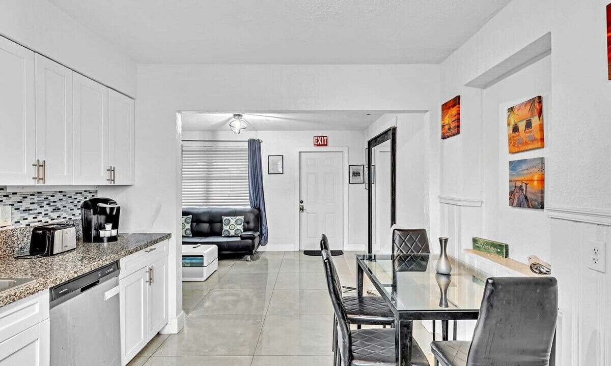 Photo of Kitchen in Royal Poinciana