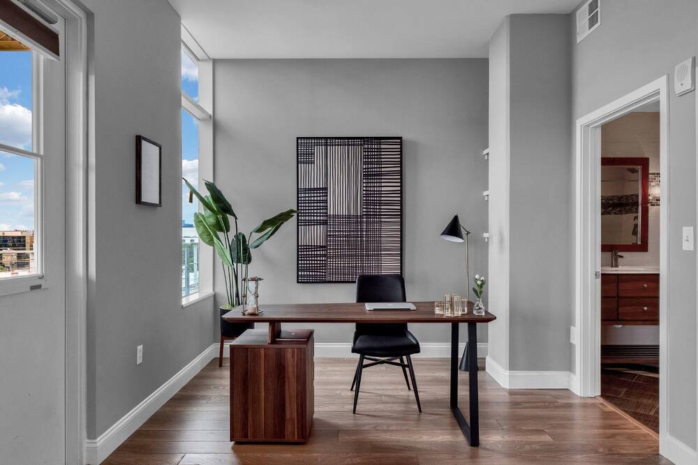 Photo of Bedroom in South Eola