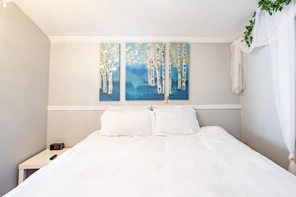 Photo of Bedroom in Seffner Community Alliance