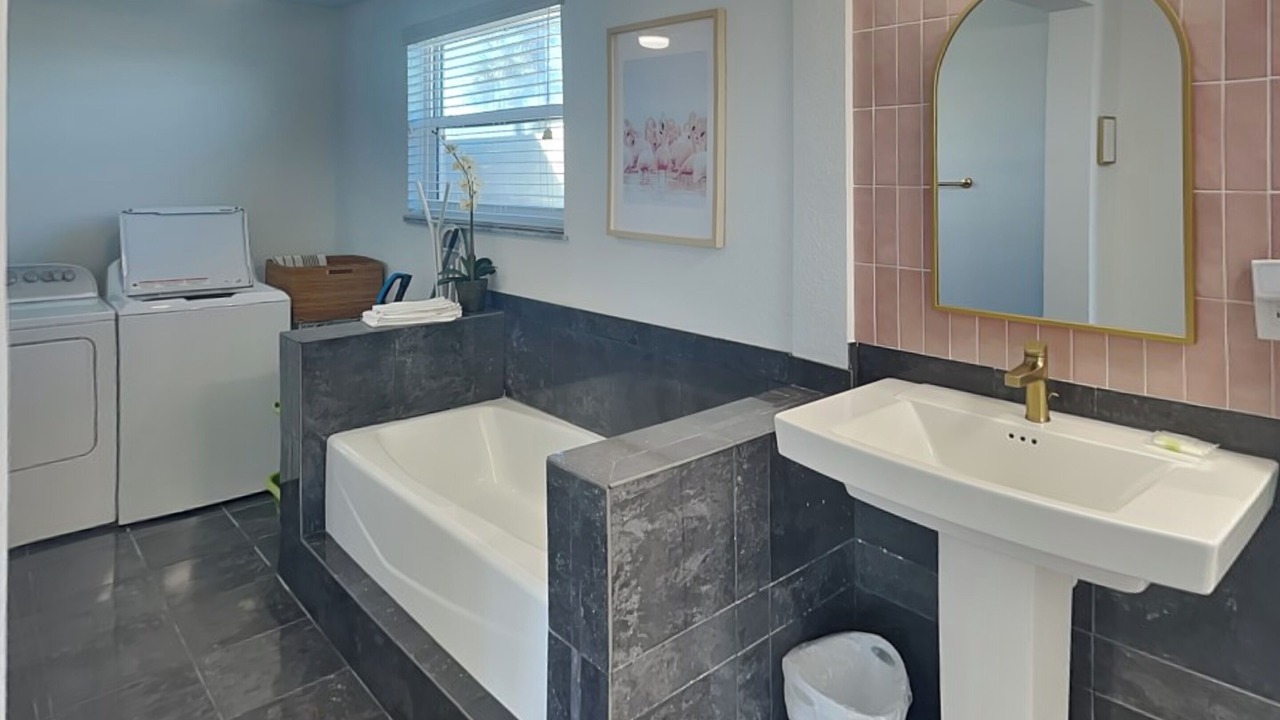 Photo of Bathroom in Painters Hill