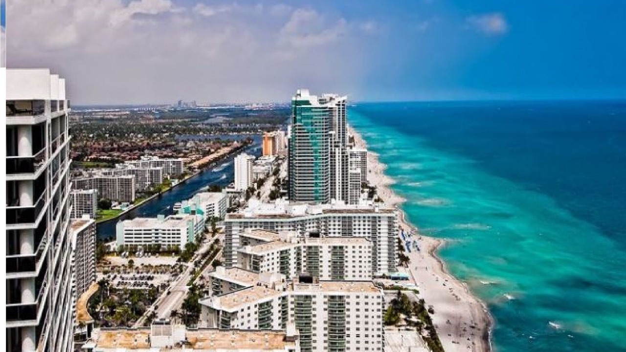Photo of Outdoor in Hallandale Beach