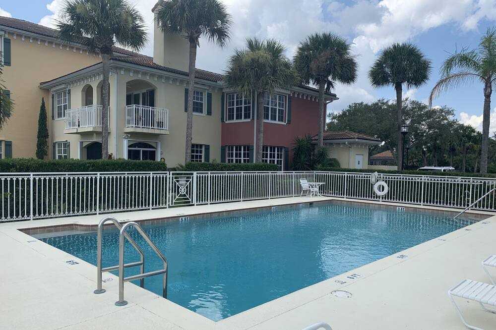 Photo of Outdoor in Grand Harbor