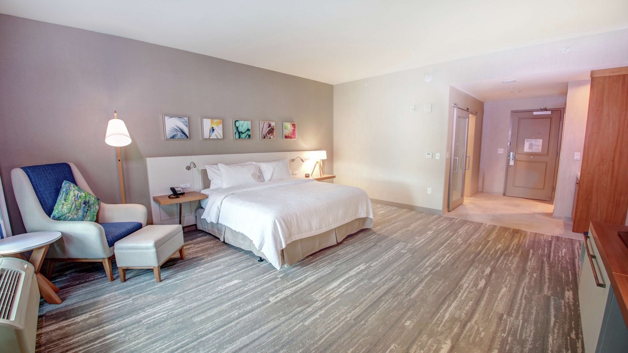 Photo of Bedroom in Wesley Chapel