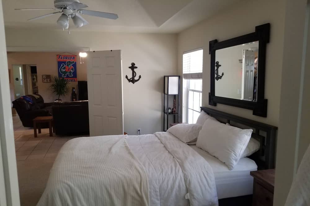 Photo of Bedroom in Gainesville