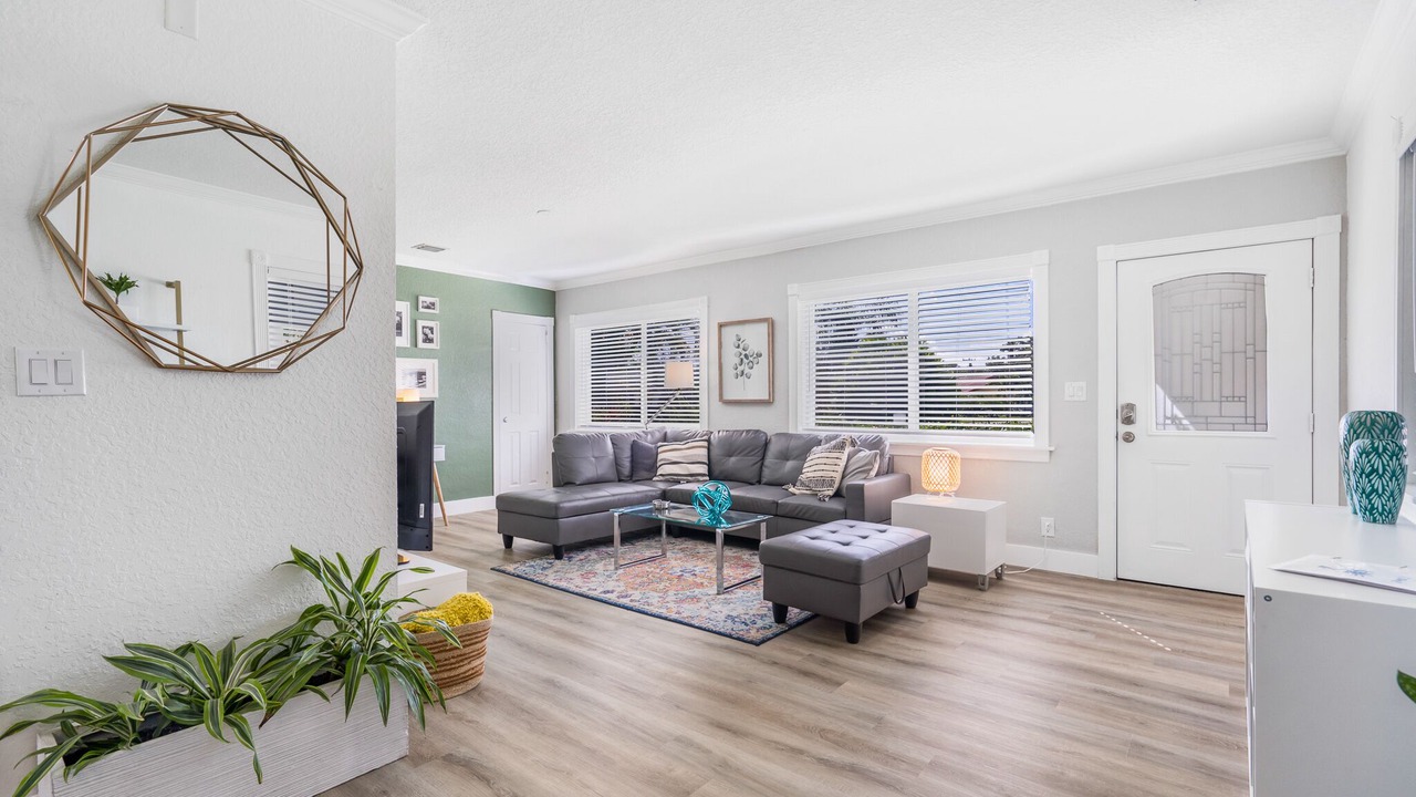 Photo of Livingroom in Parker Ridge