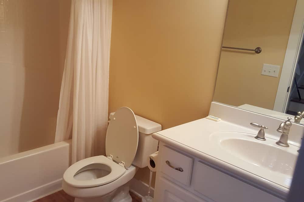 Photo of Bathroom in Fort Bay