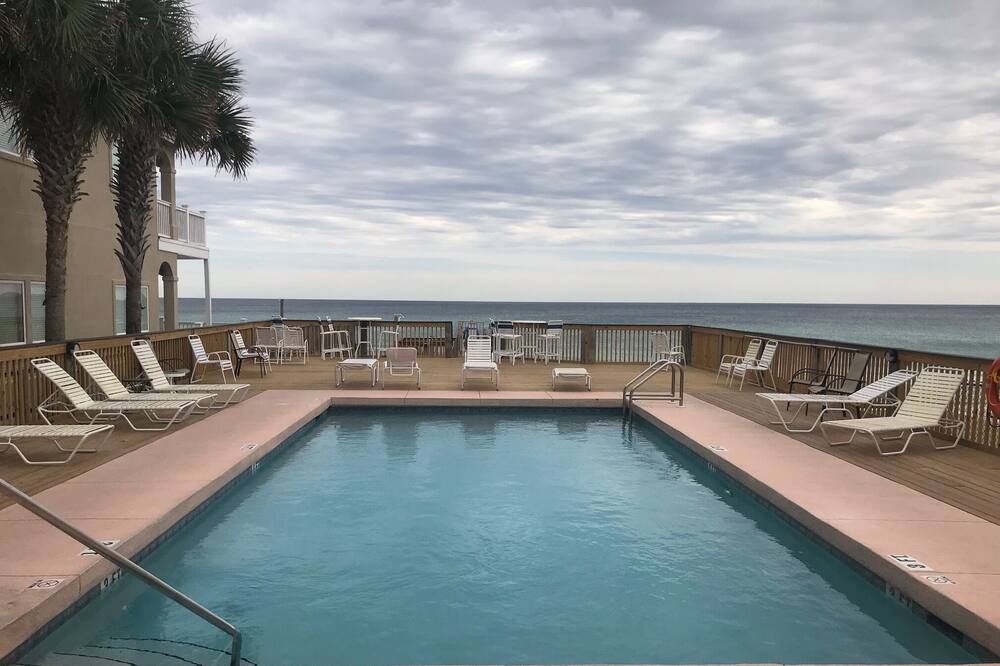 Photo of Outdoor in Fort Bay