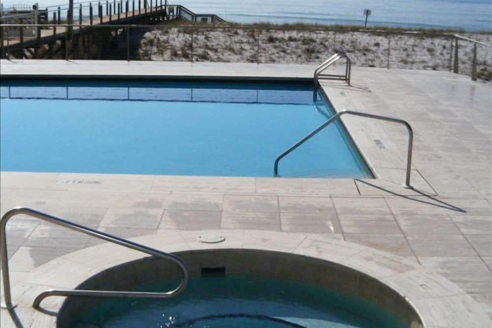 Photo of Patio Balcony in Navarre Beach