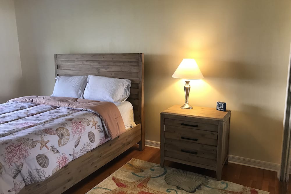 Photo of Bedroom in Hobe Sound