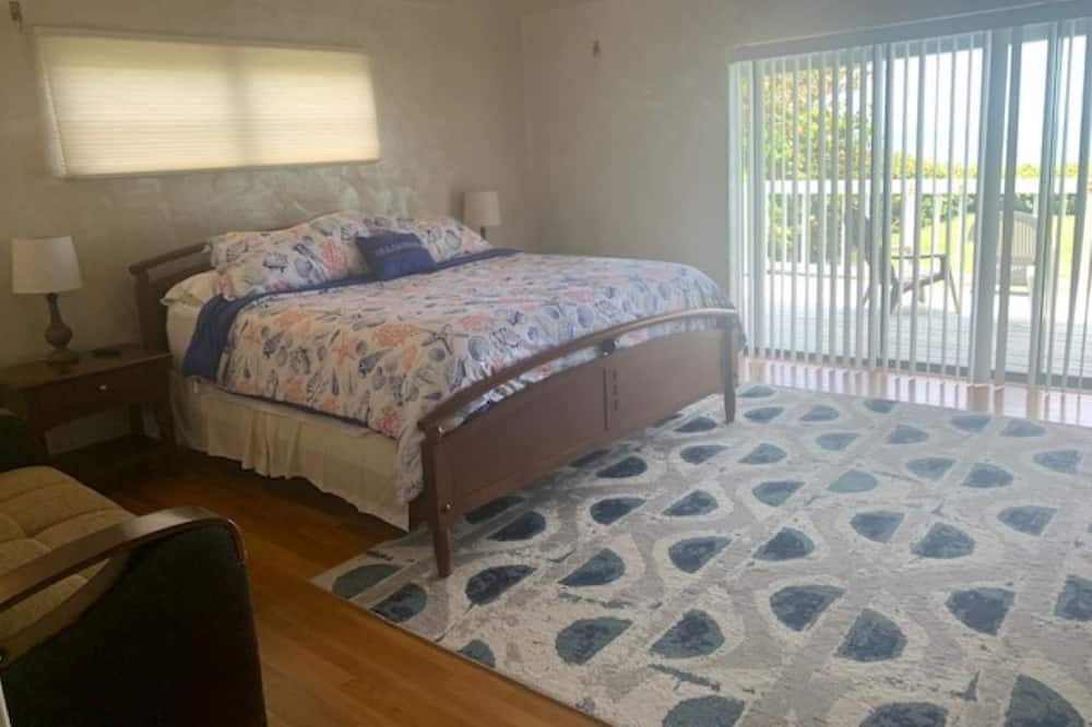 Photo of Bedroom in Hobe Sound