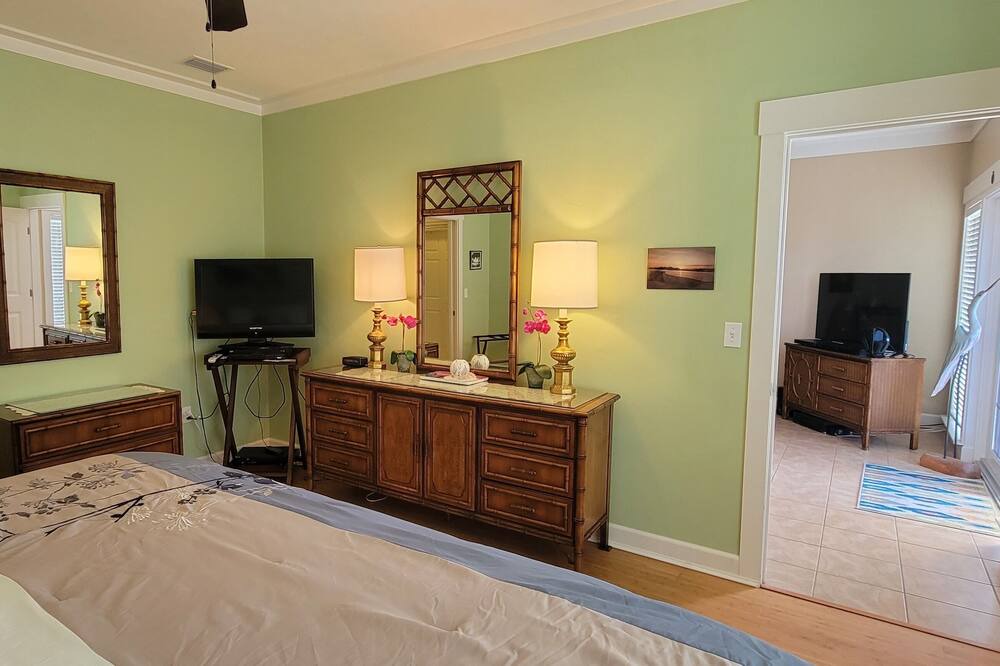 Photo of Bathroom in Steinhatchee