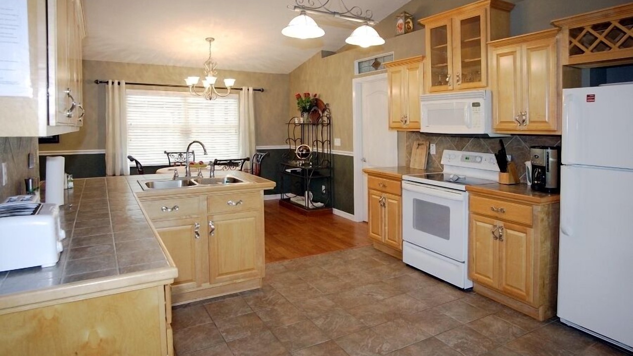 Photo of Kitchen in Candler