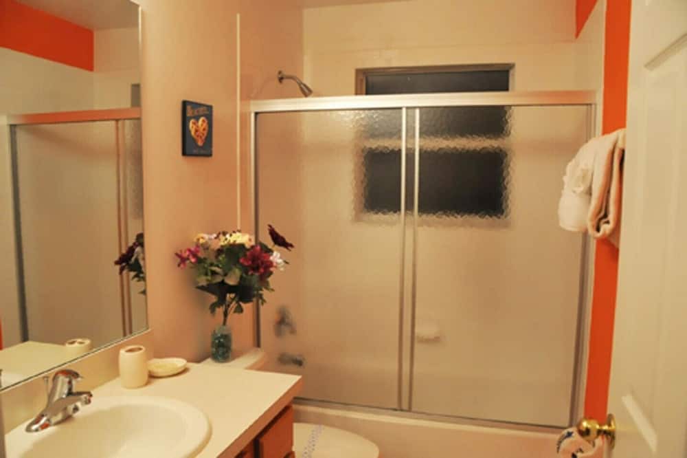 Photo of Bathroom in Solana